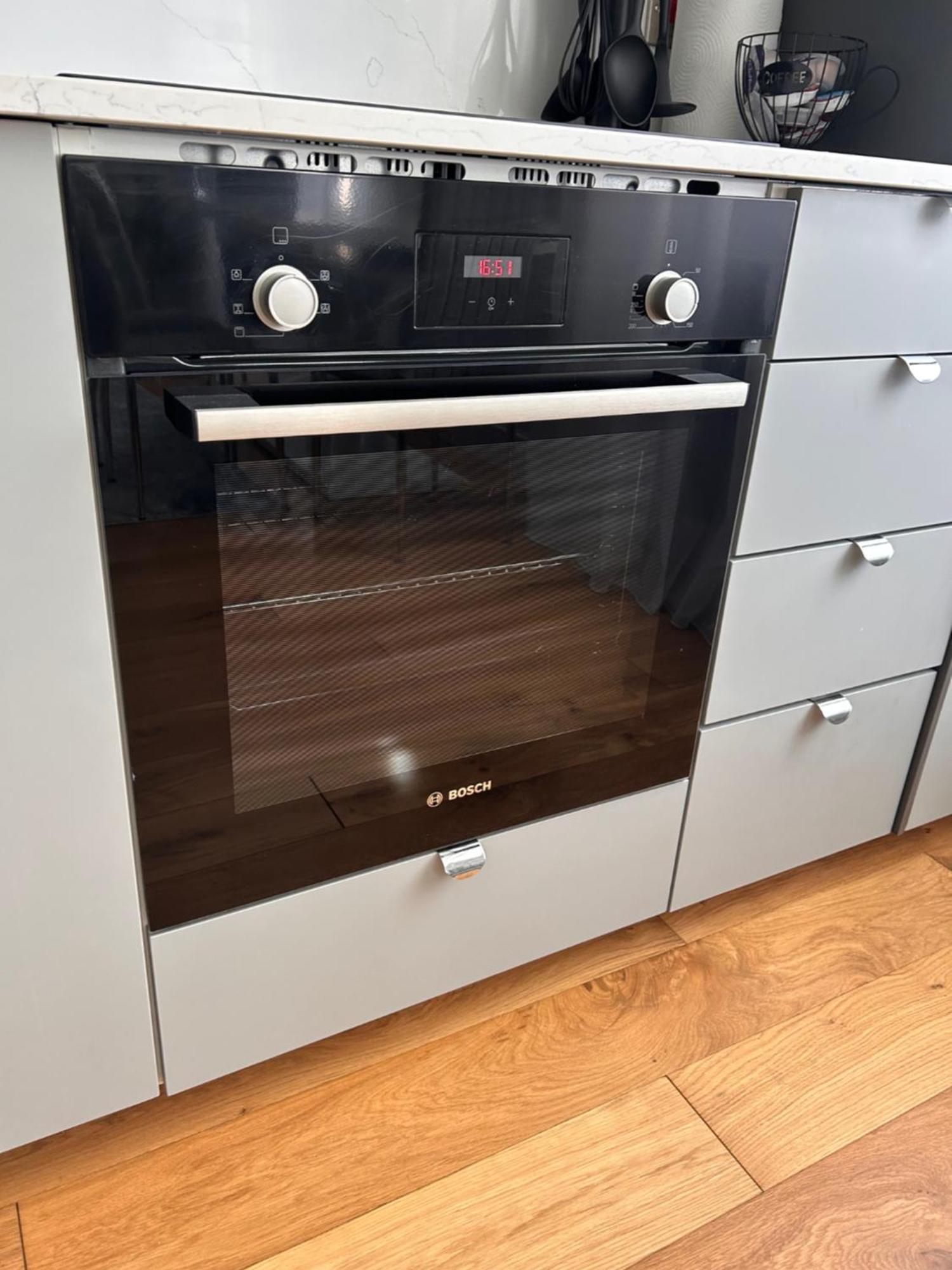 Stylish One Bed Flat In Paddington Pool And Gym Next Door Free Secure Underground Parking Nearby London